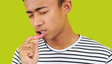 5 Tips to cure Mouth Ulcers Naturally